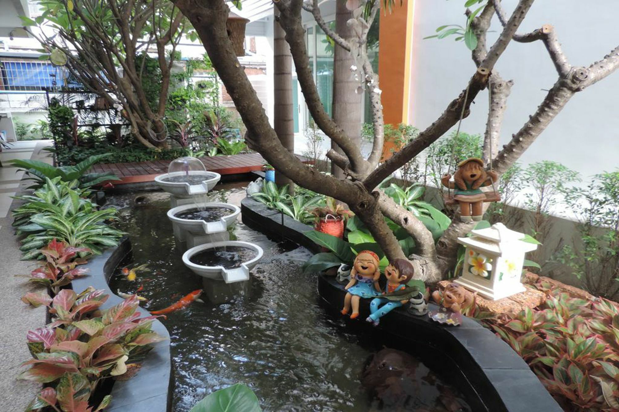 The Garden Living Hotel Bangkok Buitenkant foto