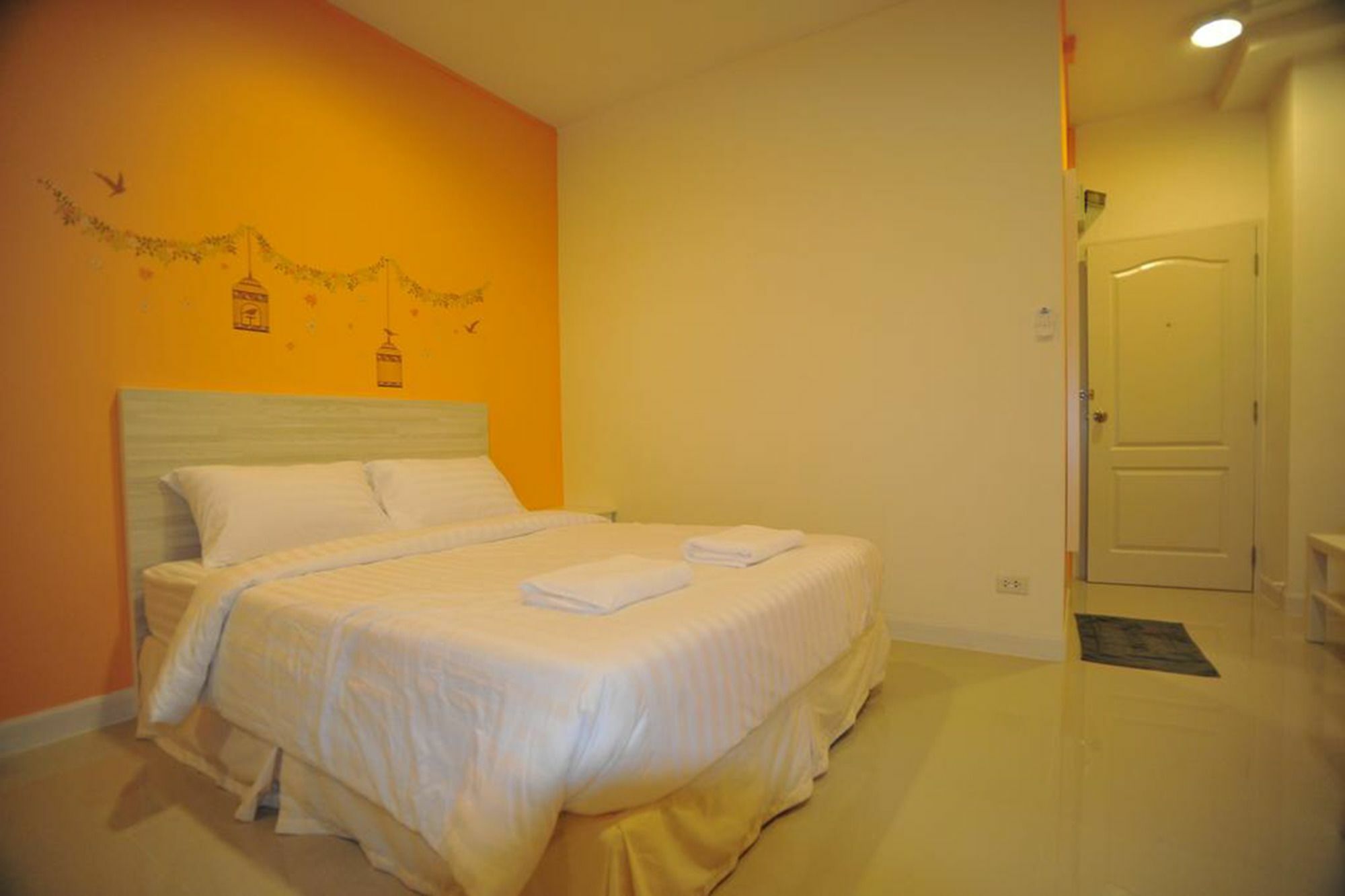 The Garden Living Hotel Bangkok Buitenkant foto
